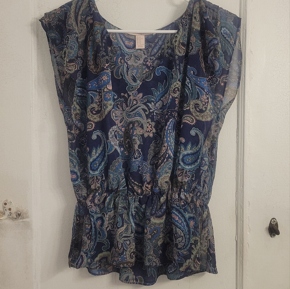 Forever 21 Contemporary Sleeveless Top